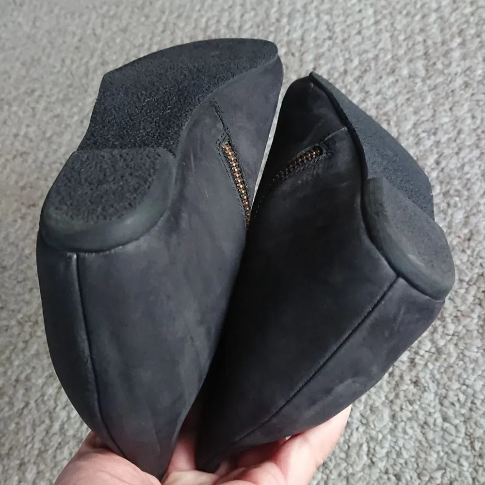 French Sole upper hidden